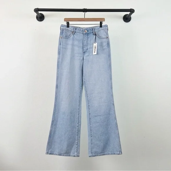 NWT Wrangler Bonnie 683 Loose Flare Jeans in Sonny Light Wash - Picture 3 of 8